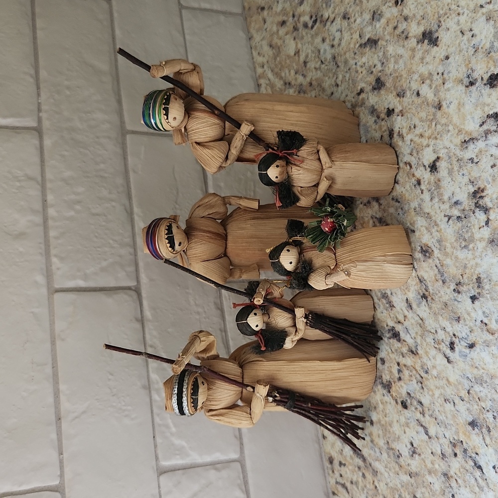 Vintage Handmade Cornhusk Dolls